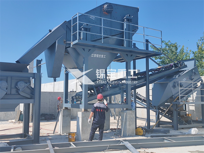 瀝青料破碎設(shè)備1 瀝青料破碎設(shè)備1