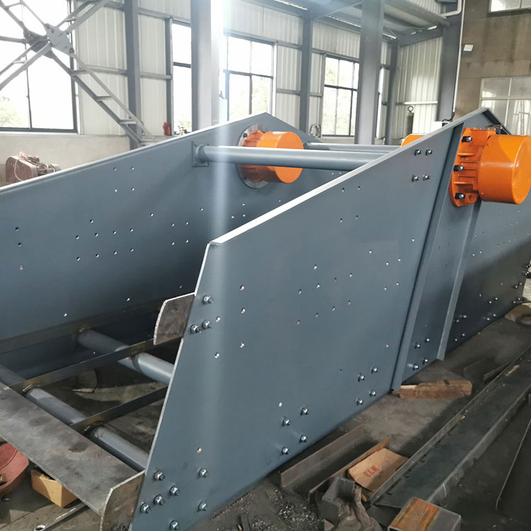 瀝青再生料專(zhuān)用篩分機(jī)(圖5) 瀝青再生料專(zhuān)用篩分機(jī)(圖5)